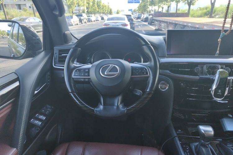 Used Lexus LX 2017 570 Dynamic Luxury Edition Steering Wheel
