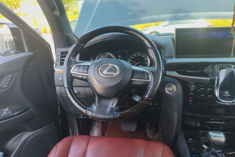 Used Lexus LX 2017 570 Dynamic Luxury Edition Steering Wheel