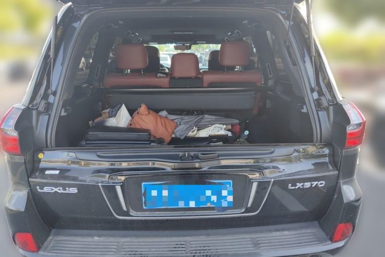 Used Lexus LX 2017 570 Dynamic Luxury Edition Trunk