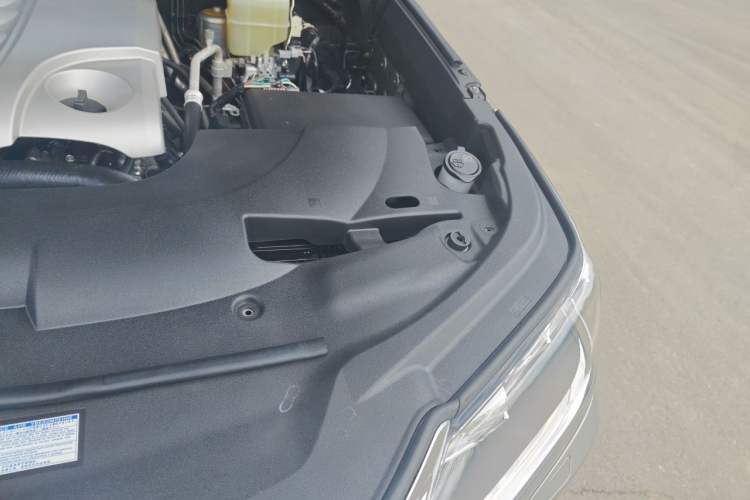 Used Lexus LX 2017 570 Dynamic Luxury Edition Engine Bay Left