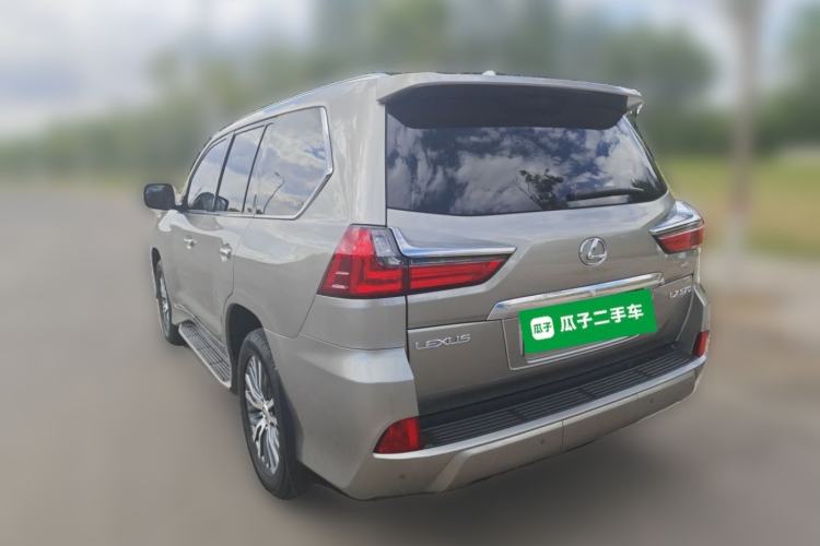 Used Lexus LX 2017 570 Dynamic Luxury Edition Rear Left 45 Deg