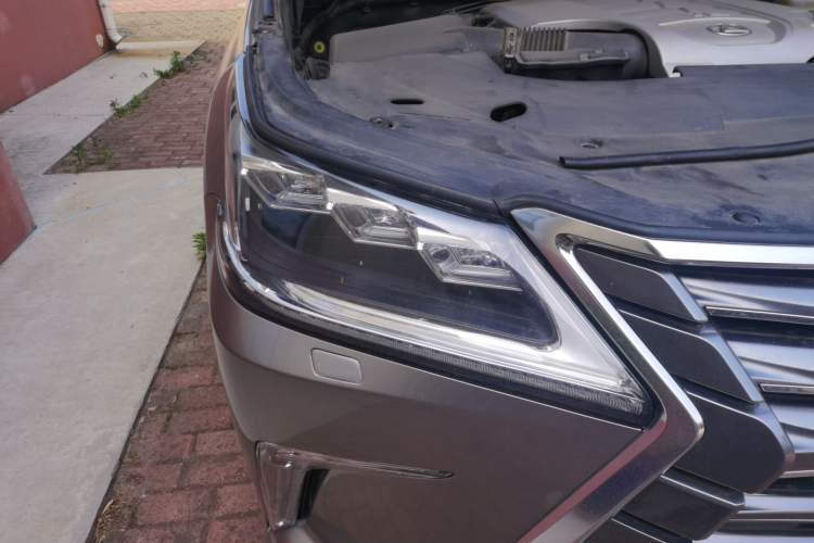 Used Lexus LX 2017 570 Dynamic Luxury Edition Right Front Headlight