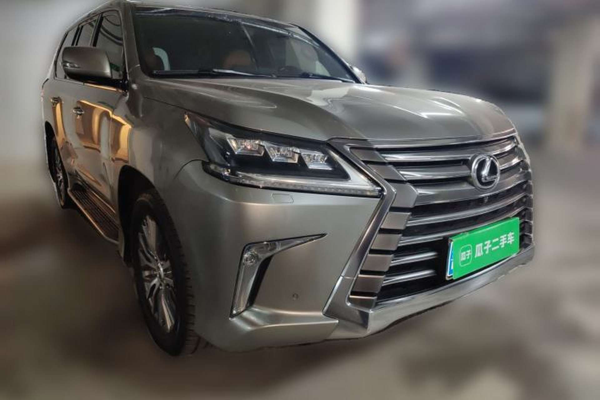 Used Lexus LX 2017 570 Dynamic Luxury Edition Exterior 2