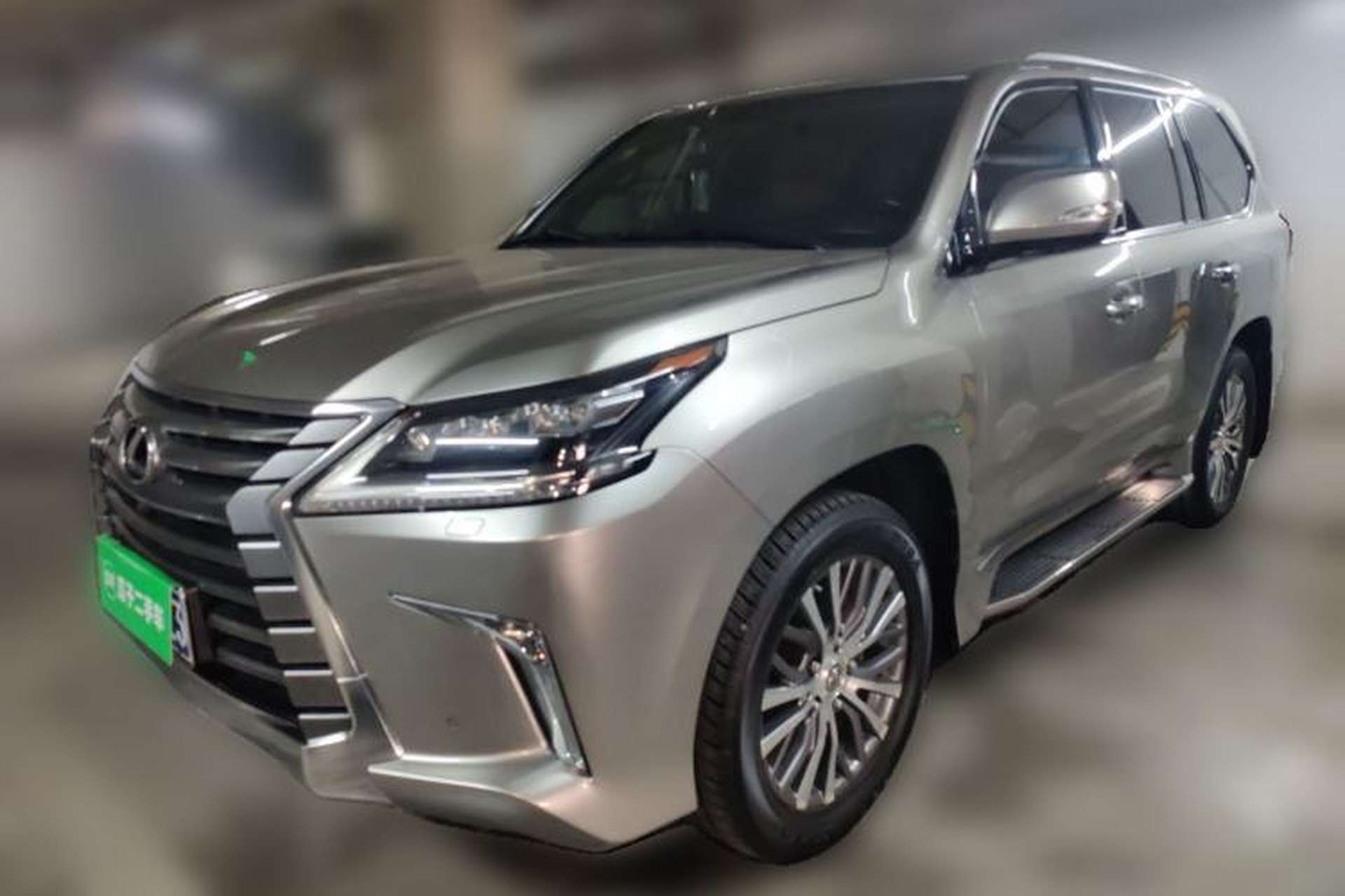 Used Lexus LX 2017 570 Dynamic Luxury Edition Front Left 45 Deg