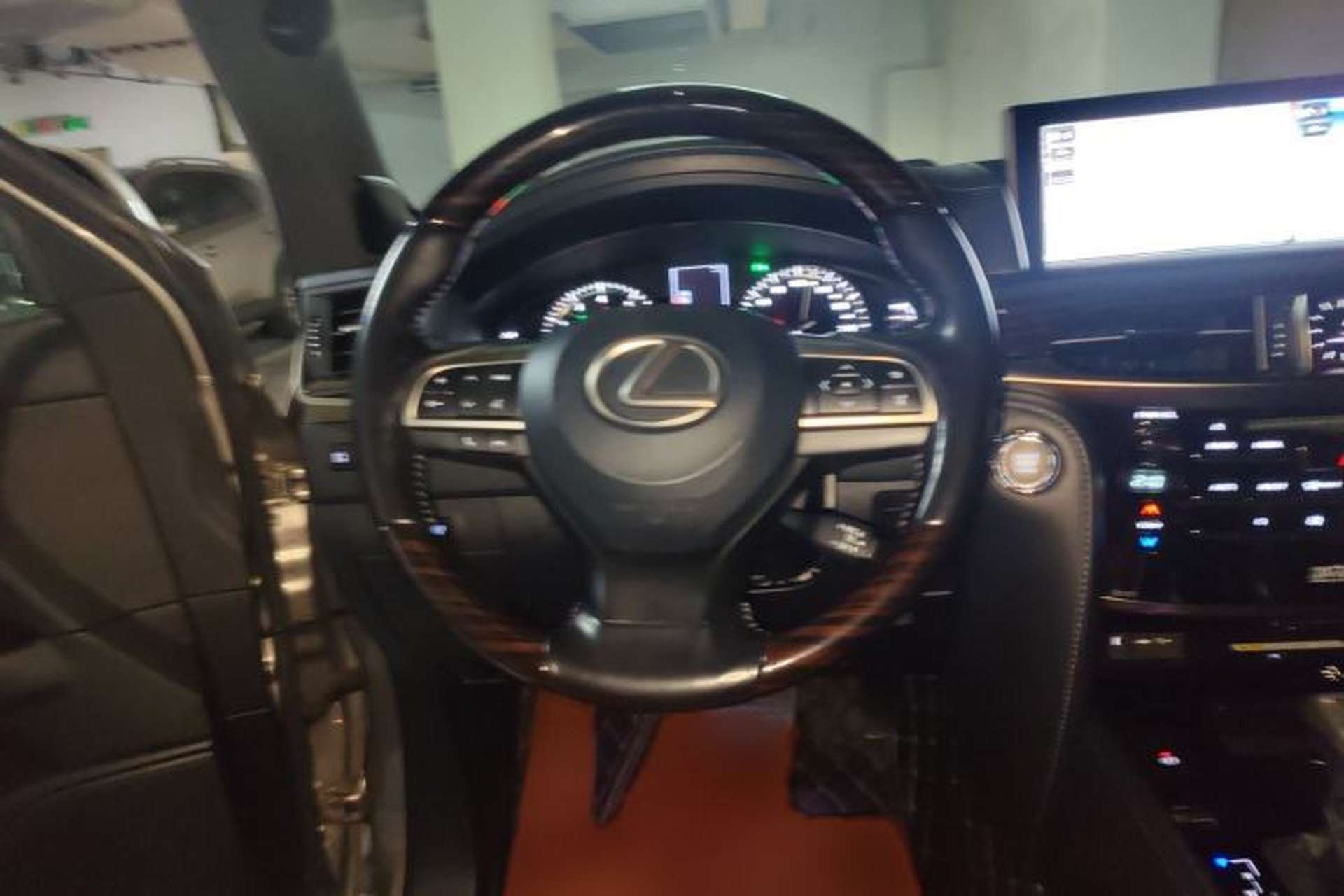 Used Lexus LX 2017 570 Dynamic Luxury Edition Steering Wheel