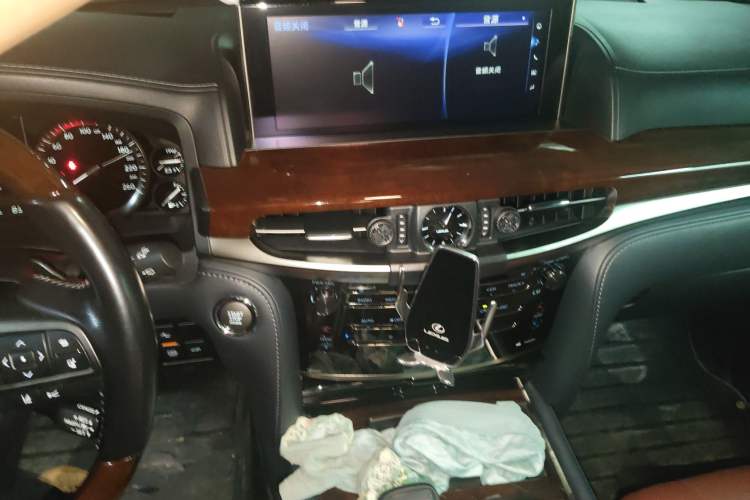Used Lexus LX 2017 570 Prestige Luxury Edition Audio And AC Panel