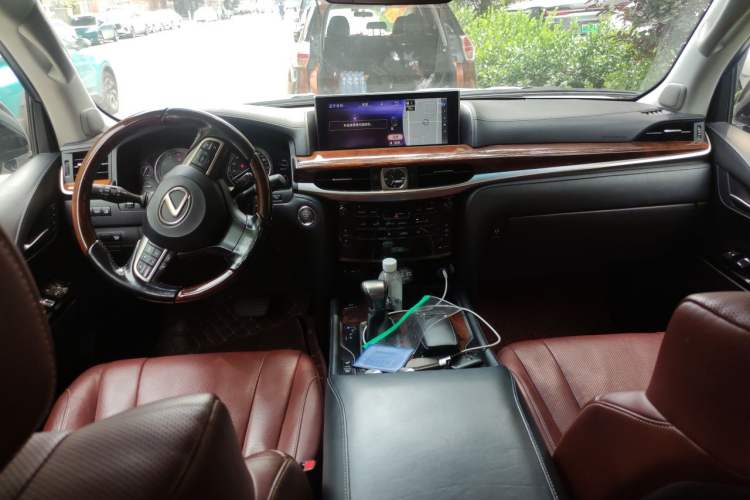 Used Lexus LX 2017 570 Dynamic Luxury Edition Center Console