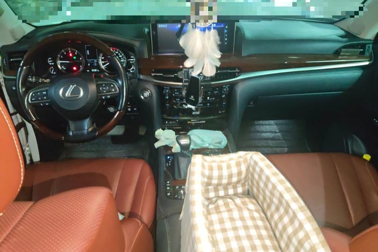 Used Lexus LX 2017 570 Prestige Luxury Edition Center Console