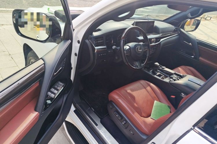 Used Lexus LX 2017 570 Prestige Luxury Edition Driver Seat