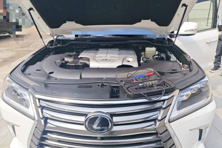 Used Lexus LX 2017 570 Prestige Luxury Edition Engine Bay