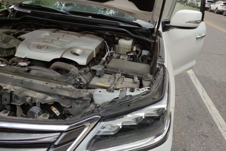 Used Lexus LX 2017 570 Dynamic Luxury Edition Engine Bay Left