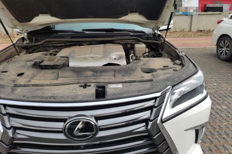 Used Lexus LX 2017 570 Prestige Luxury Edition Engine Bay Left