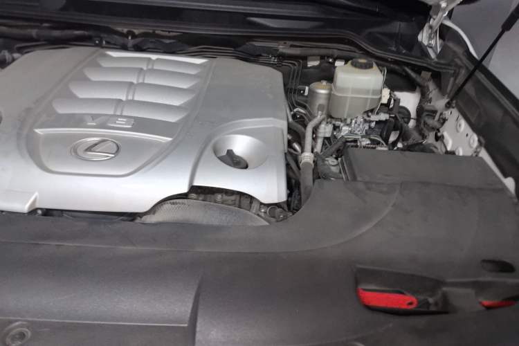 Used Lexus LX 2017 570 Prestige Luxury Edition Engine Bay Left