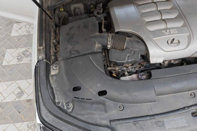 Used Lexus LX 2017 570 Dynamic Luxury Edition Engine Bay Right