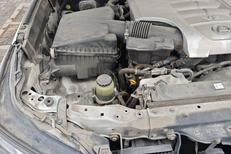 Used Lexus LX 2017 570 Prestige Luxury Edition Engine Bay Right