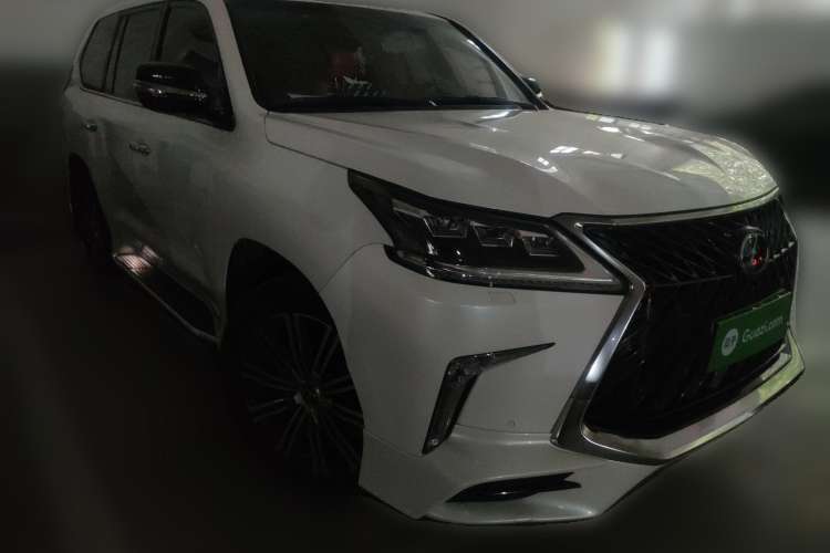 Used Lexus LX 2017 570 Peak Special Limited Edition Front Right 45 Deg