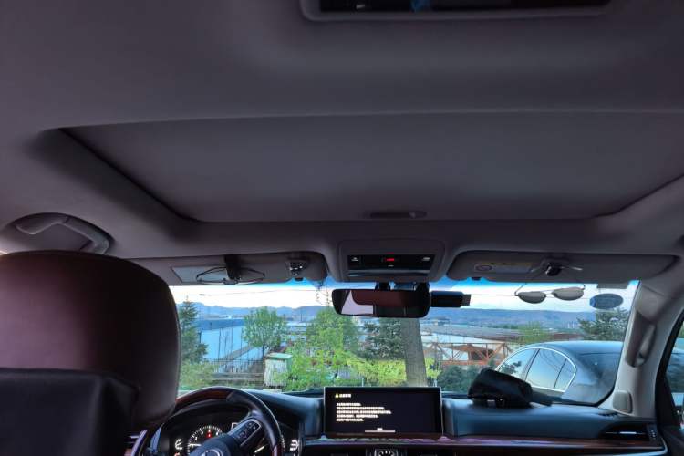 Used Lexus LX 2017 570 Dynamic Luxury Edition Headliner