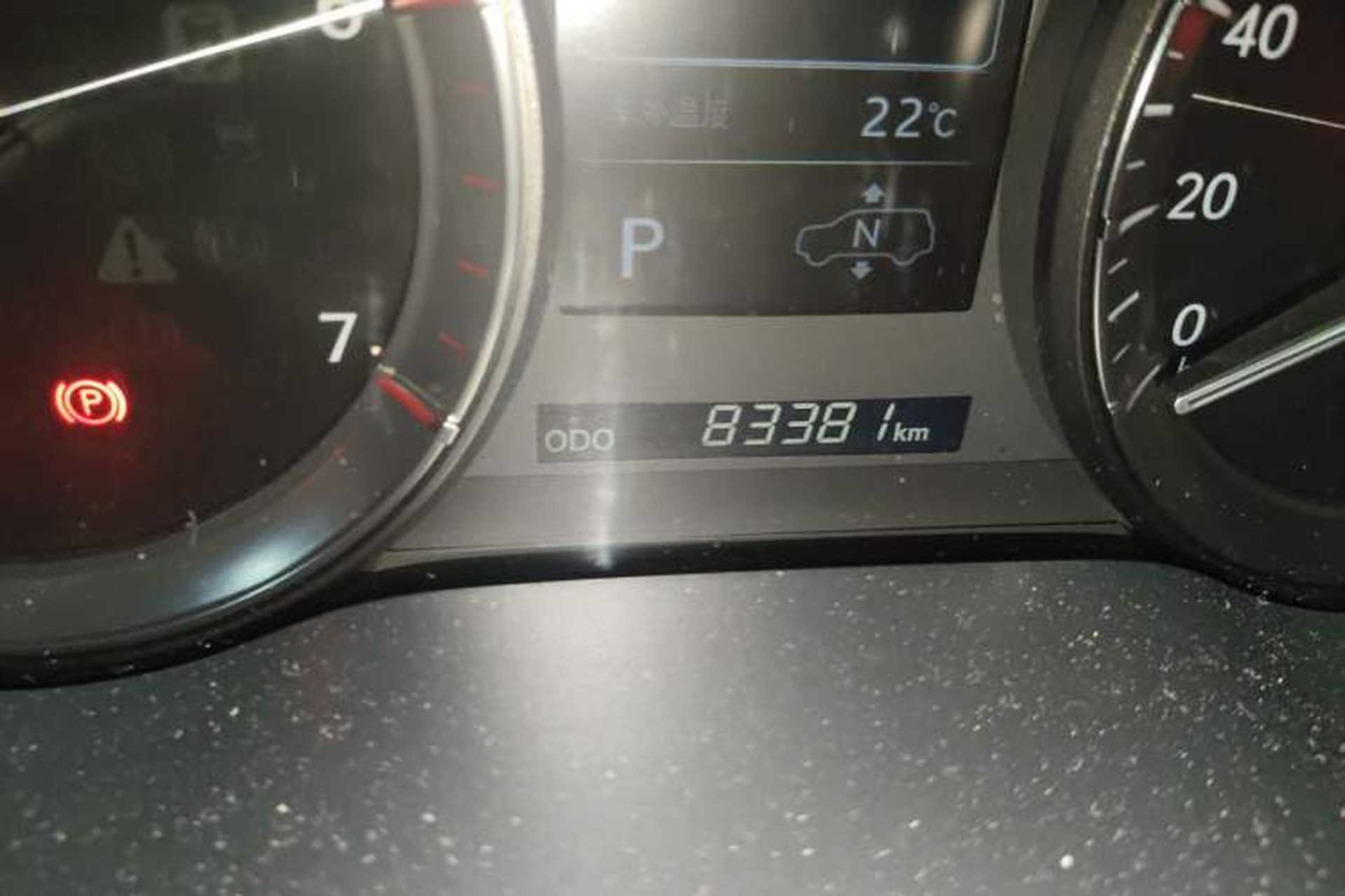 Used Lexus LX 2017 570 Prestige Luxury Edition Odometer Close Up