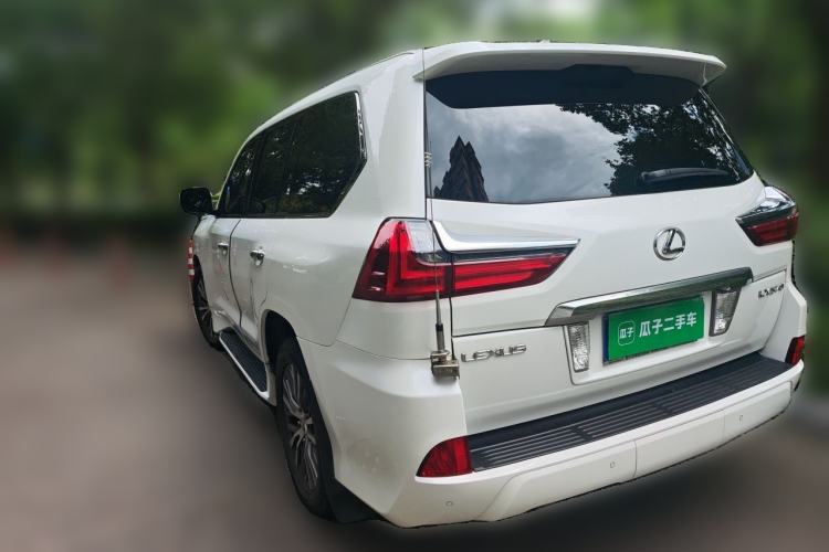 Used Lexus LX 2017 570 Dynamic Luxury Edition Rear Left 45 Deg
