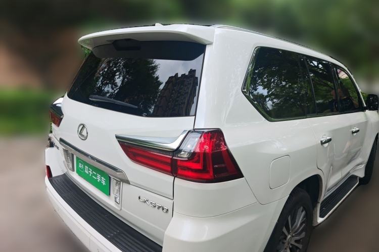 Used Lexus LX 2017 570 Dynamic Luxury Edition Rear Right 45 Deg