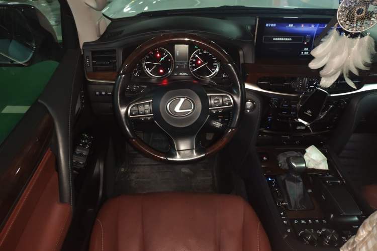 Used Lexus LX 2017 570 Prestige Luxury Edition Steering Wheel