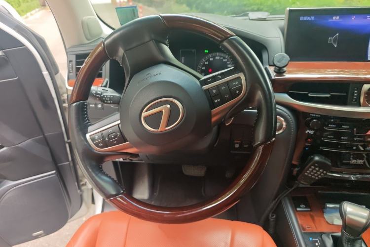 Used Lexus LX 2017 570 Dynamic Luxury Edition Steering Wheel