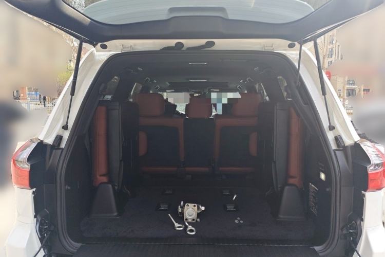 Used Lexus LX 2017 570 Prestige Luxury Edition Trunk