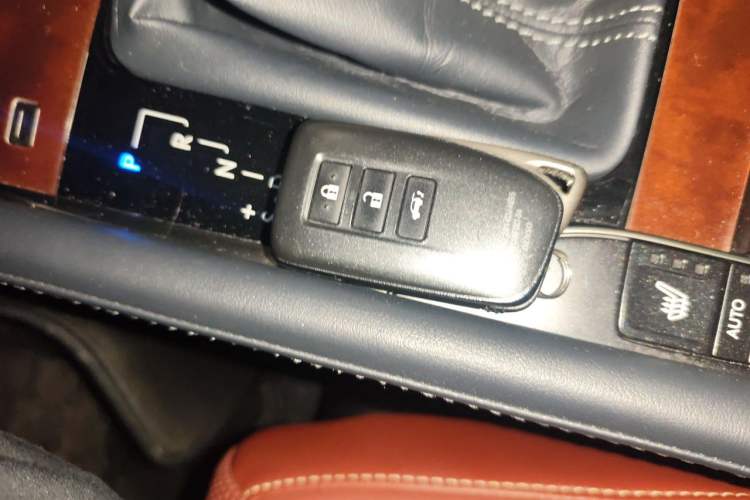 Used Lexus LX 2017 570 Prestige Luxury Edition Vehicle Key