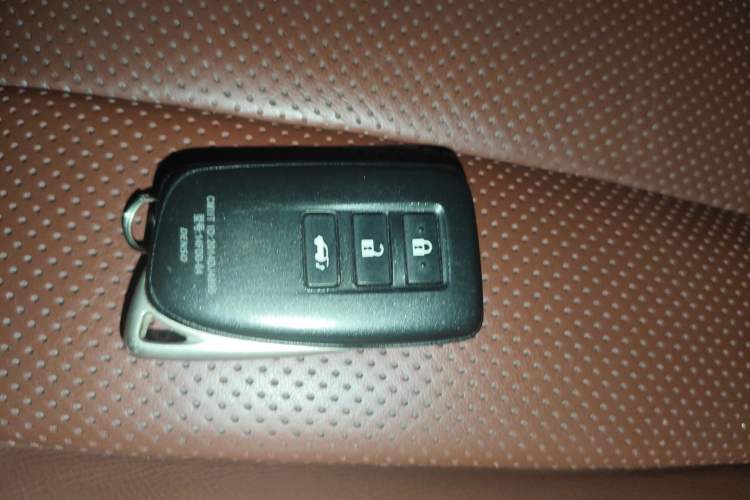Used Lexus LX 2017 570 Prestige Luxury Edition Vehicle Key