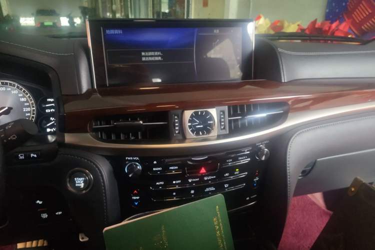 Used Lexus LX  Audio And AC Panel