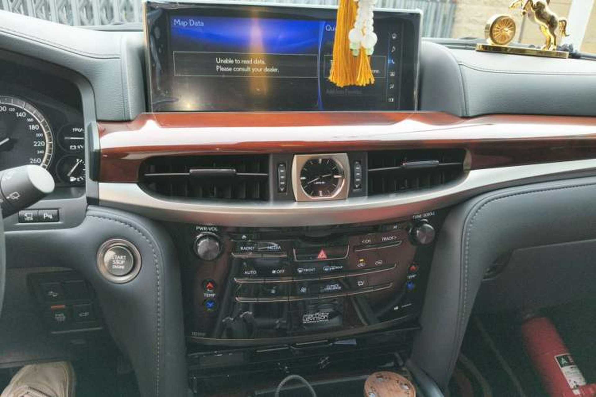 Used Lexus LX  Audio And AC Panel