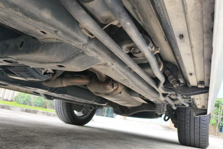 Used Lexus LX  Chassis Front Left