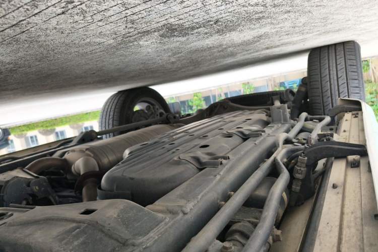 Used Lexus LX  Chassis Front Right