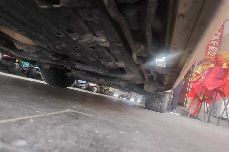 Used Lexus LX  Chassis Rear Right