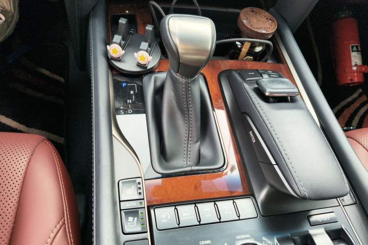 Used Lexus LX  Gear Lever