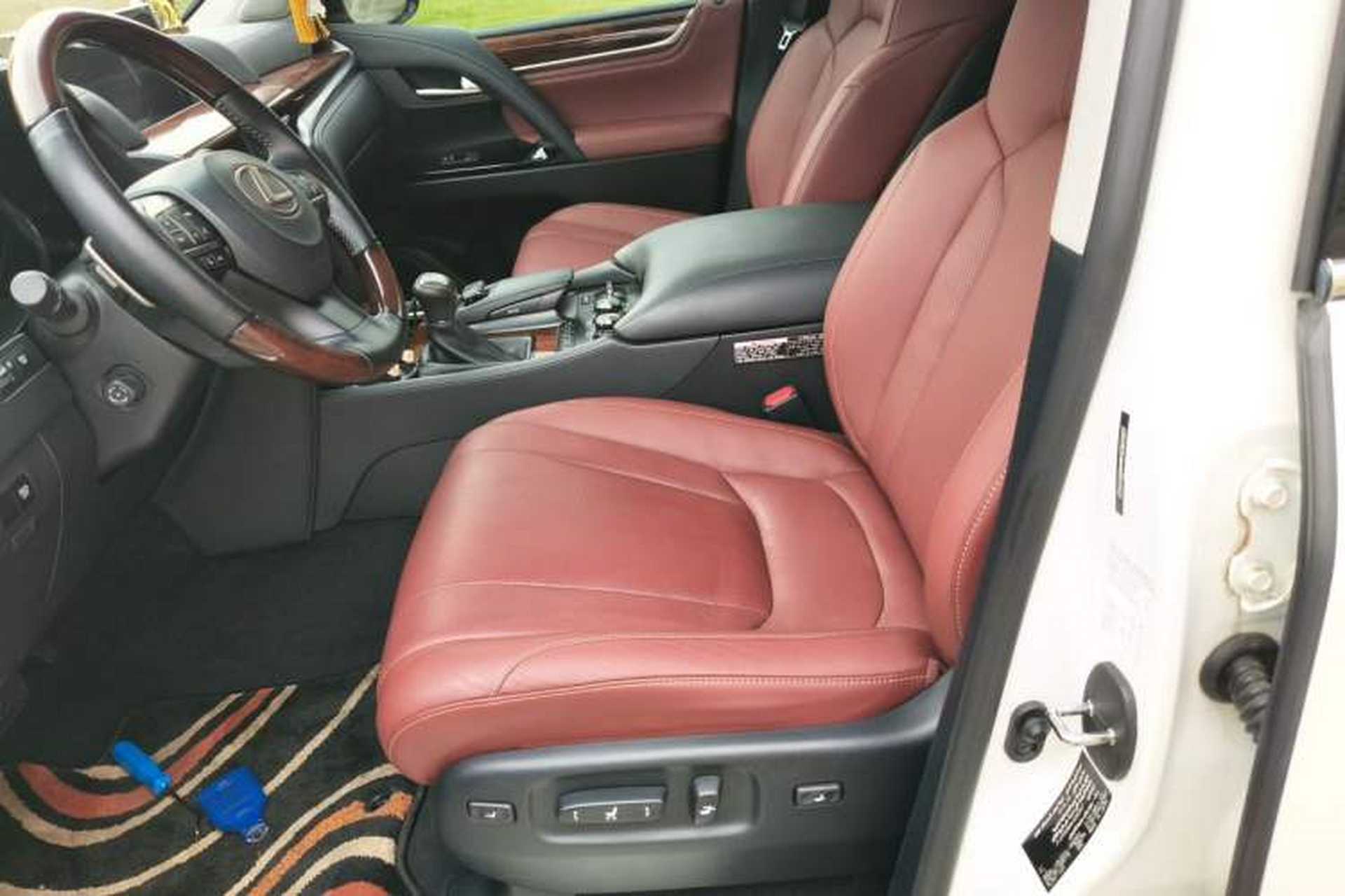 Used Lexus LX  Left Front Seat