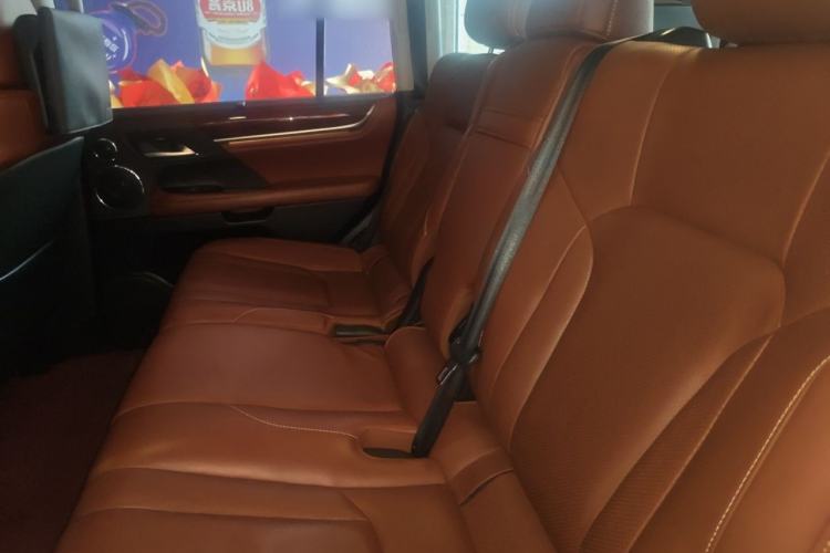Used Lexus LX  Left Rear Seat