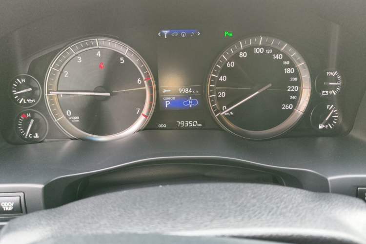 Used Lexus LX  Odometer Close Up