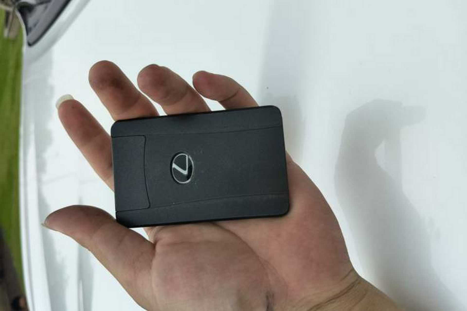 Used Lexus LX  Vehicle Key