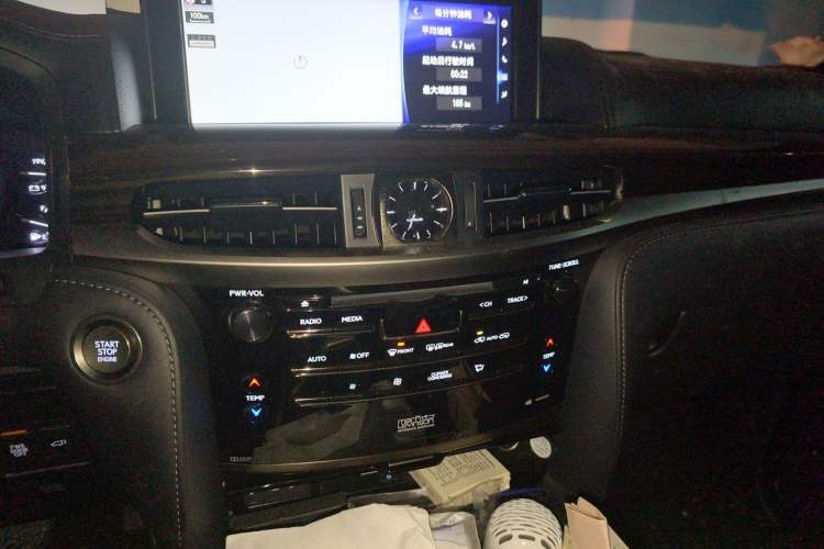 Used Lexus LX 2019 570 Dynamic Luxury Edition Audio And AC Panel