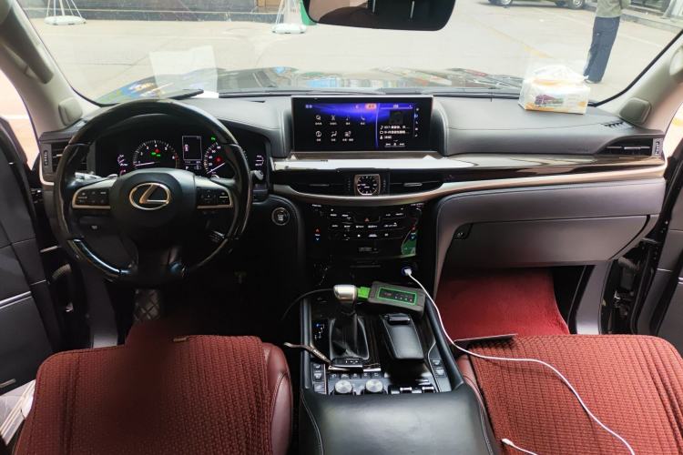 Used Lexus LX 2019 570 Prestige Luxury Edition Center Console