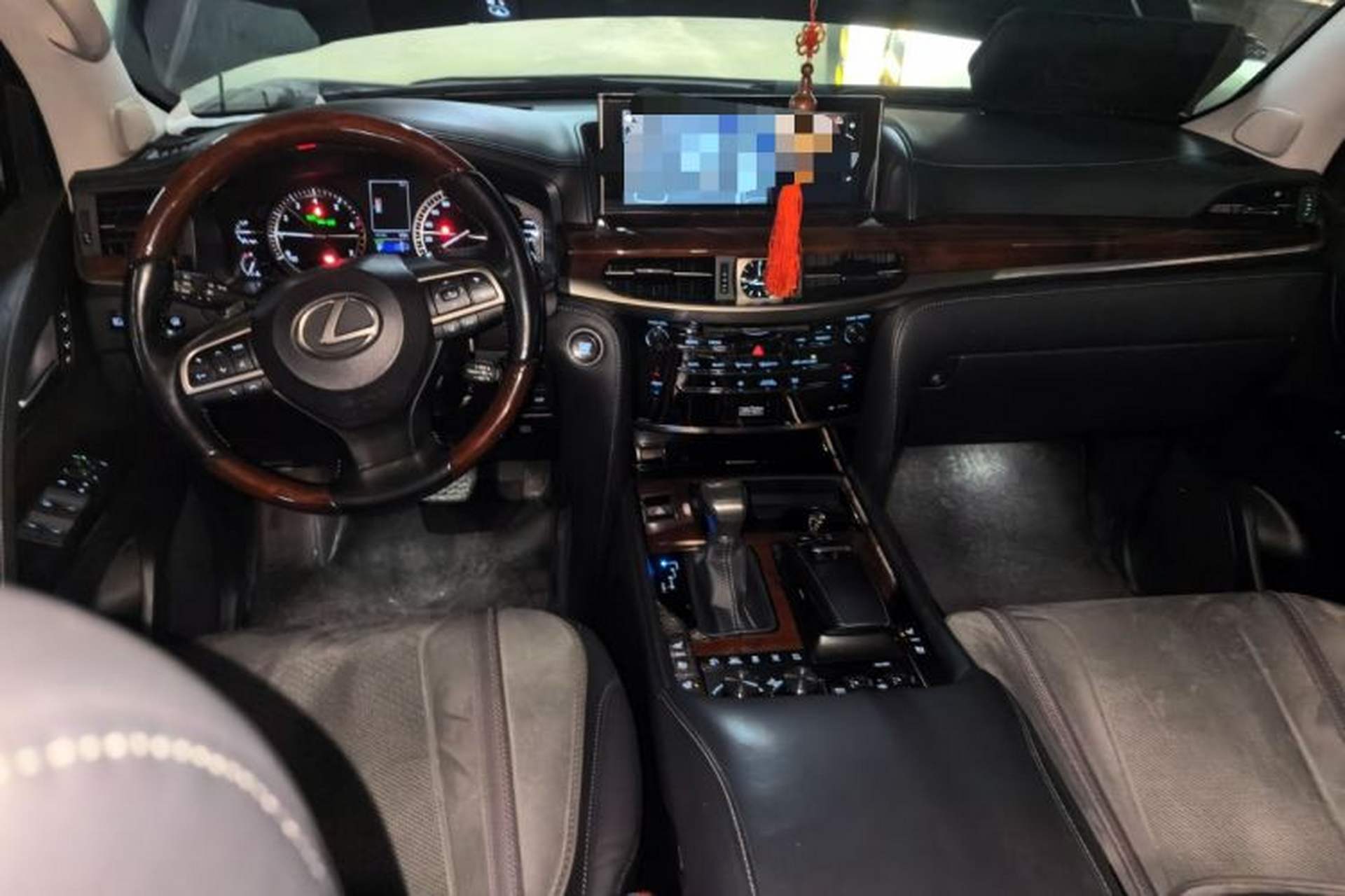 Used Lexus LX 2019 570 Prestige Luxury Edition Center Console
