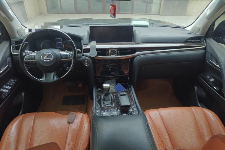 Used Lexus LX 2019 570 Dynamic Luxury Edition Center Console