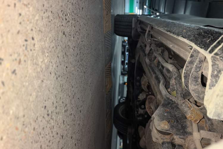 Used Lexus LX 2019 570 Prestige Luxury Edition Chassis Rear Left