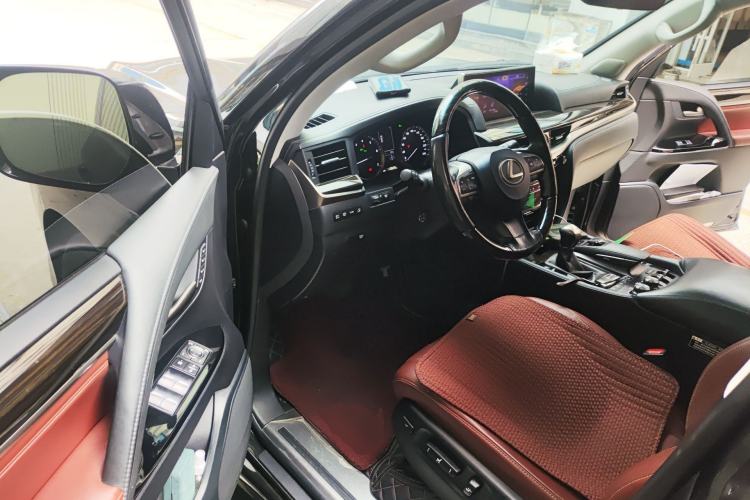 Used Lexus LX 2019 570 Prestige Luxury Edition Driver Seat