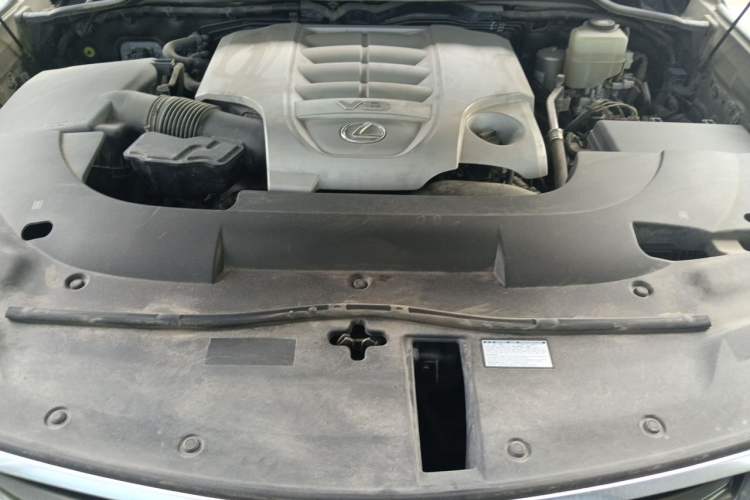 Used Lexus LX 2019 570 Prestige Luxury Edition Engine Bay