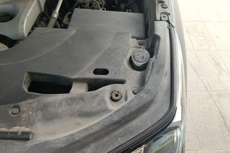 Used Lexus LX 2019 570 Prestige Luxury Edition Engine Bay Left