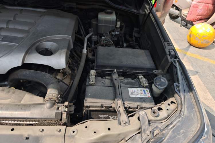 Used Lexus LX 2019 570 Dynamic Luxury Edition Engine Bay Left