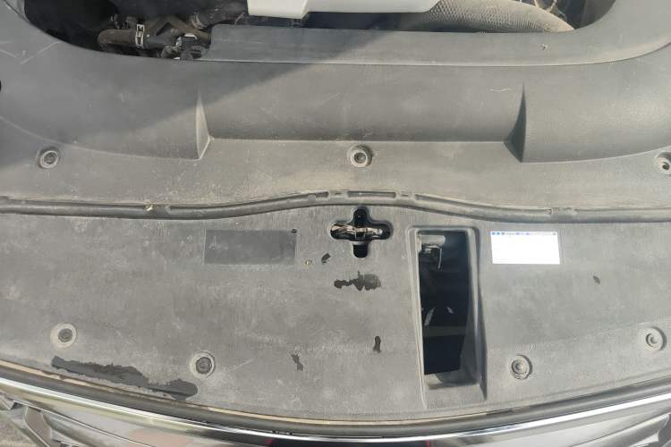 Used Lexus LX 2019 570 Dynamic Luxury Edition Engine Bay