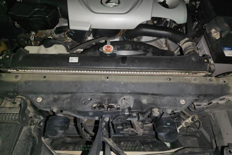 Used Lexus LX 2019 570 Prestige Luxury Edition Engine Bay